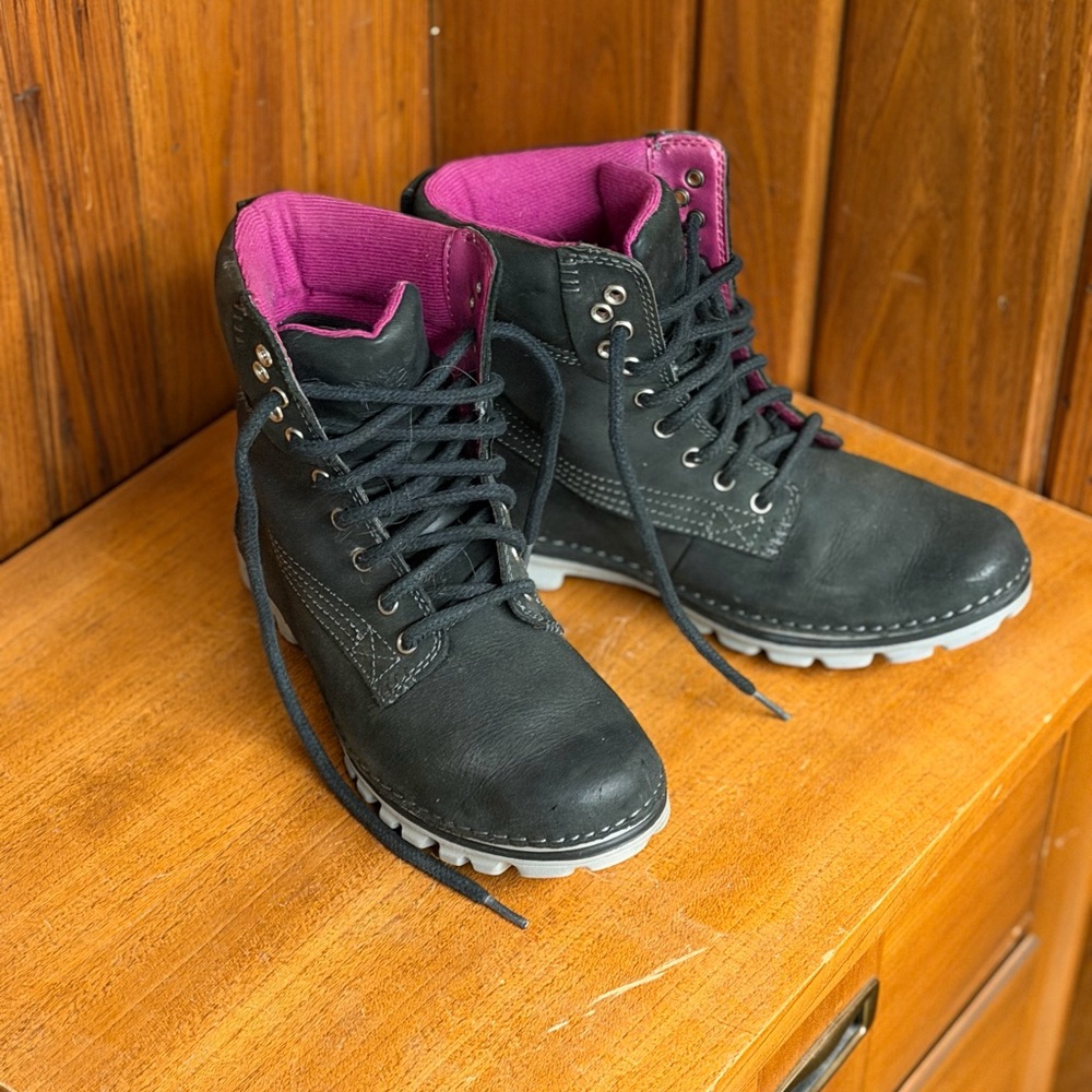 Timberland Black Boots